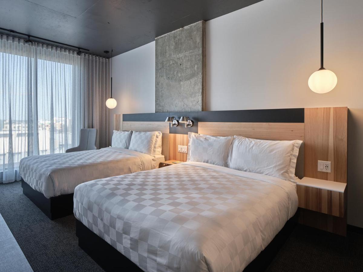 Alt Hotel Calgary University District ภายนอก รูปภาพ