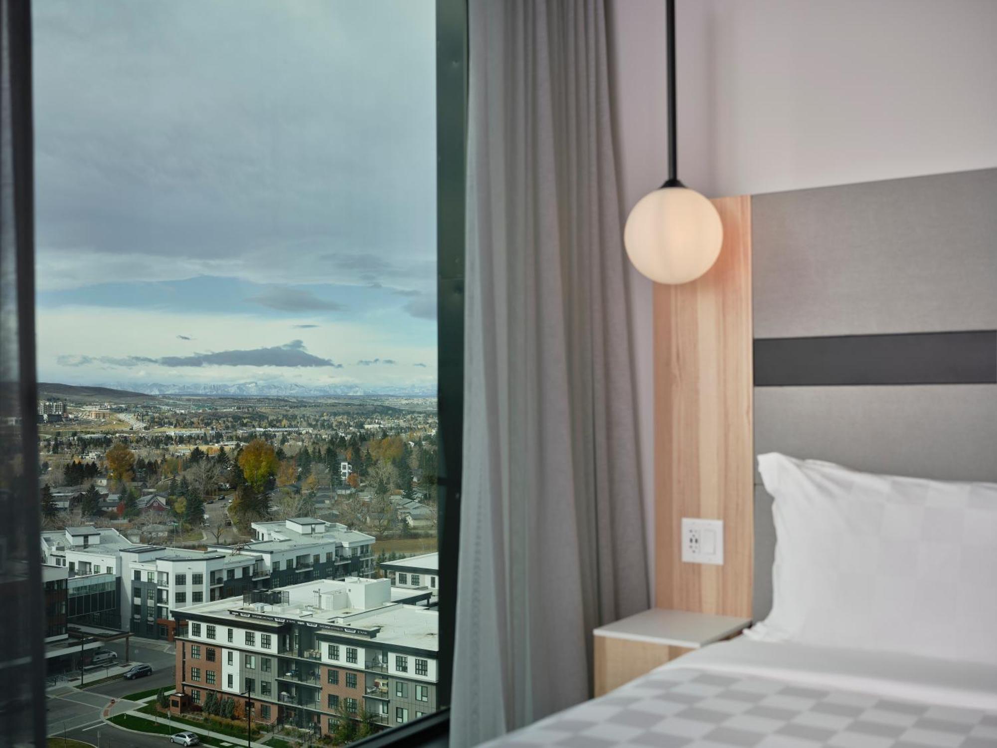 Alt Hotel Calgary University District ภายนอก รูปภาพ