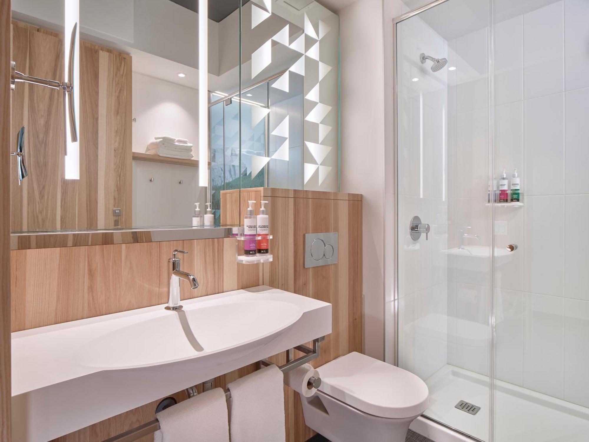 Alt Hotel Calgary University District ภายนอก รูปภาพ
